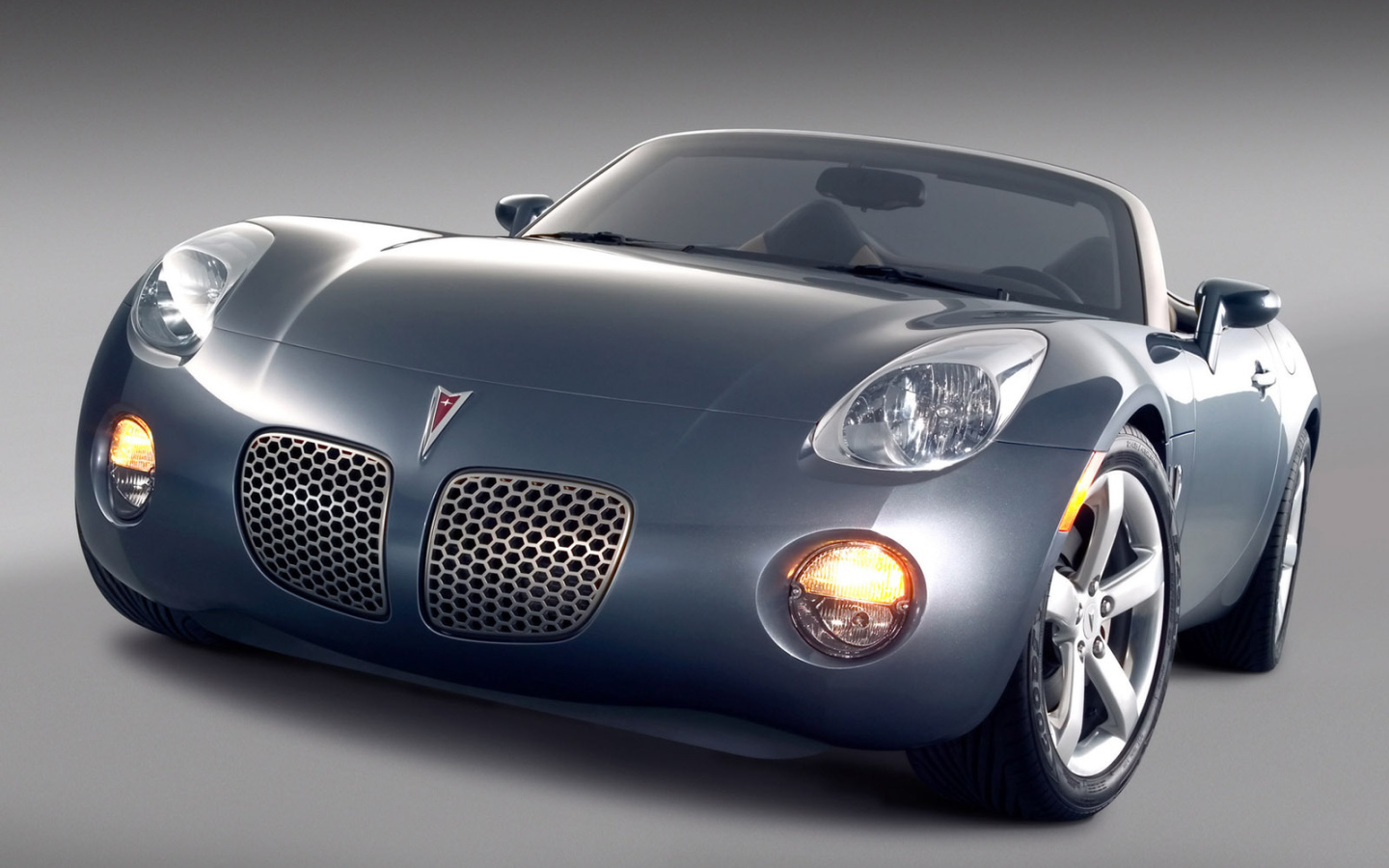 Тест драйв автомобиля Pontiac Solstice