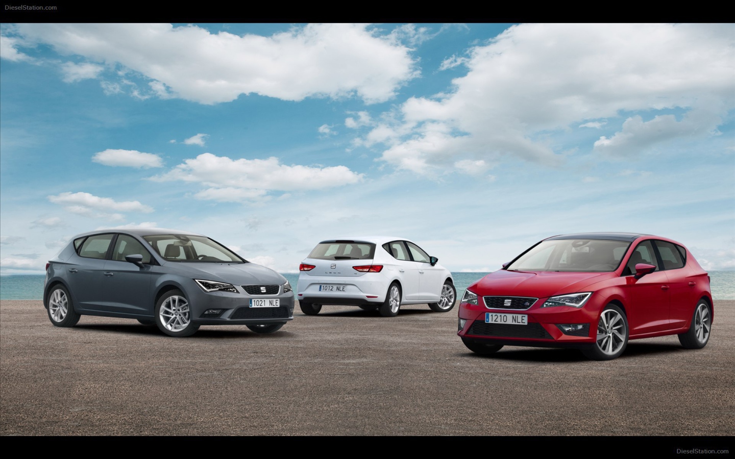 Красивый автомобиль Seat leon