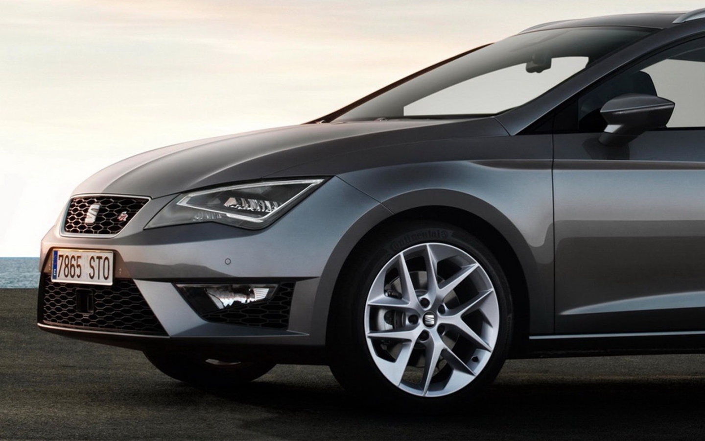 Новый автомобиль Seat Leon 2014