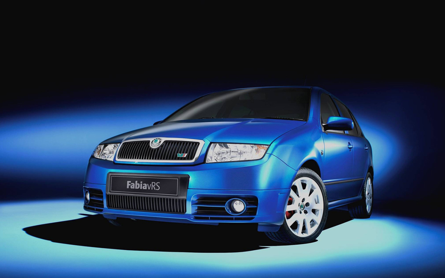 Красивый автомобиль Skoda Fabia в Москве