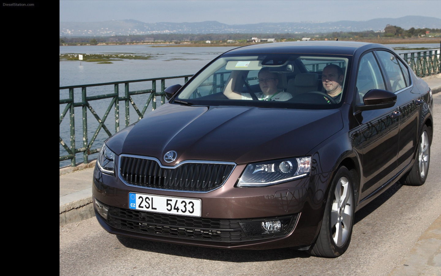 Дизайн автомобиля Skoda Octavia 2013