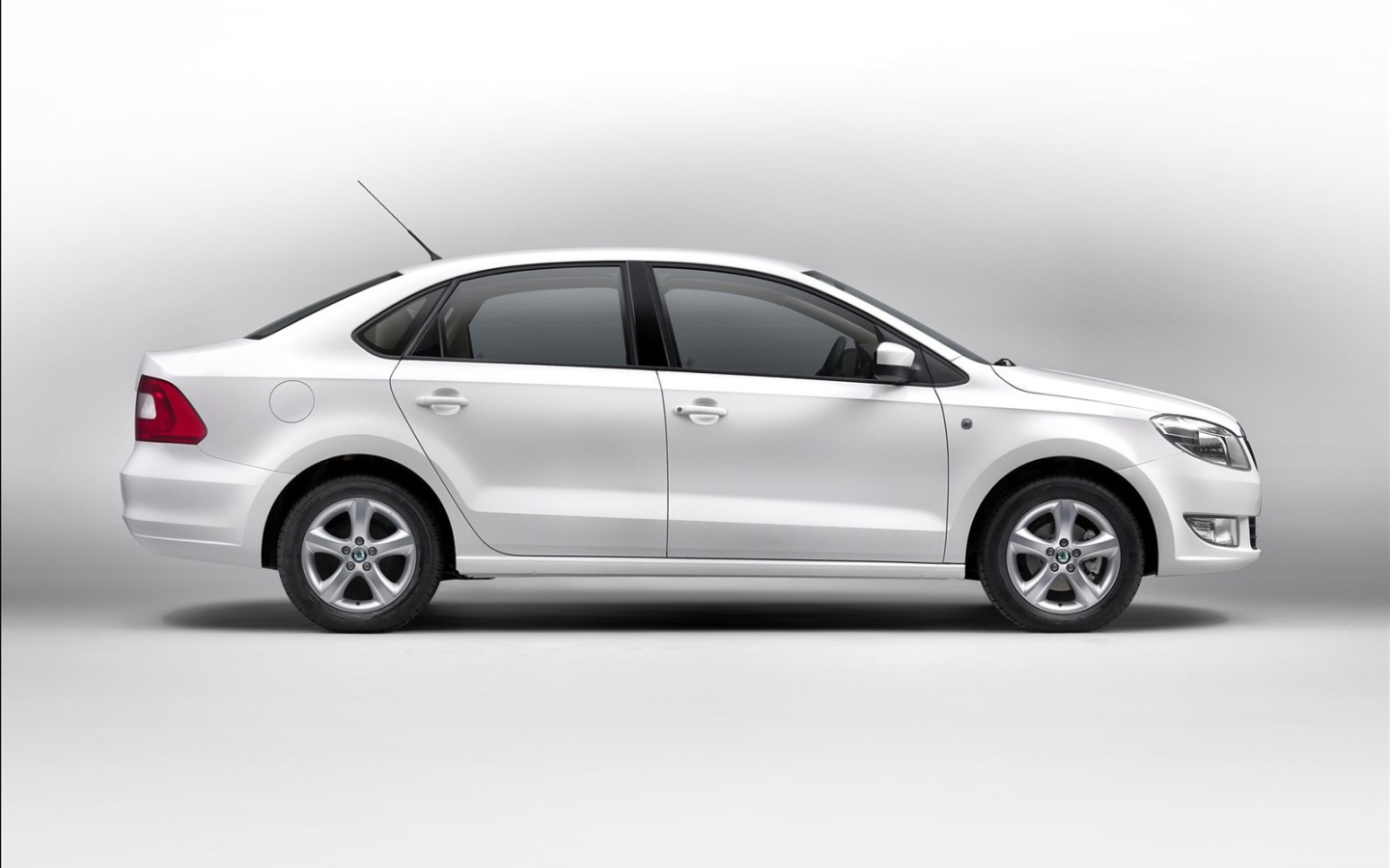 Дизайн автомобиля Skoda Rapid