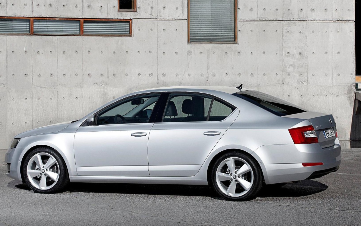 Тест драйв автомобиля Skoda Octavia 2013