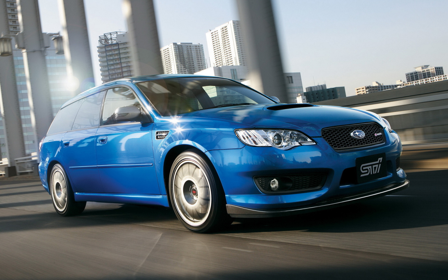 Надежный автомобиль Subaru Legacy