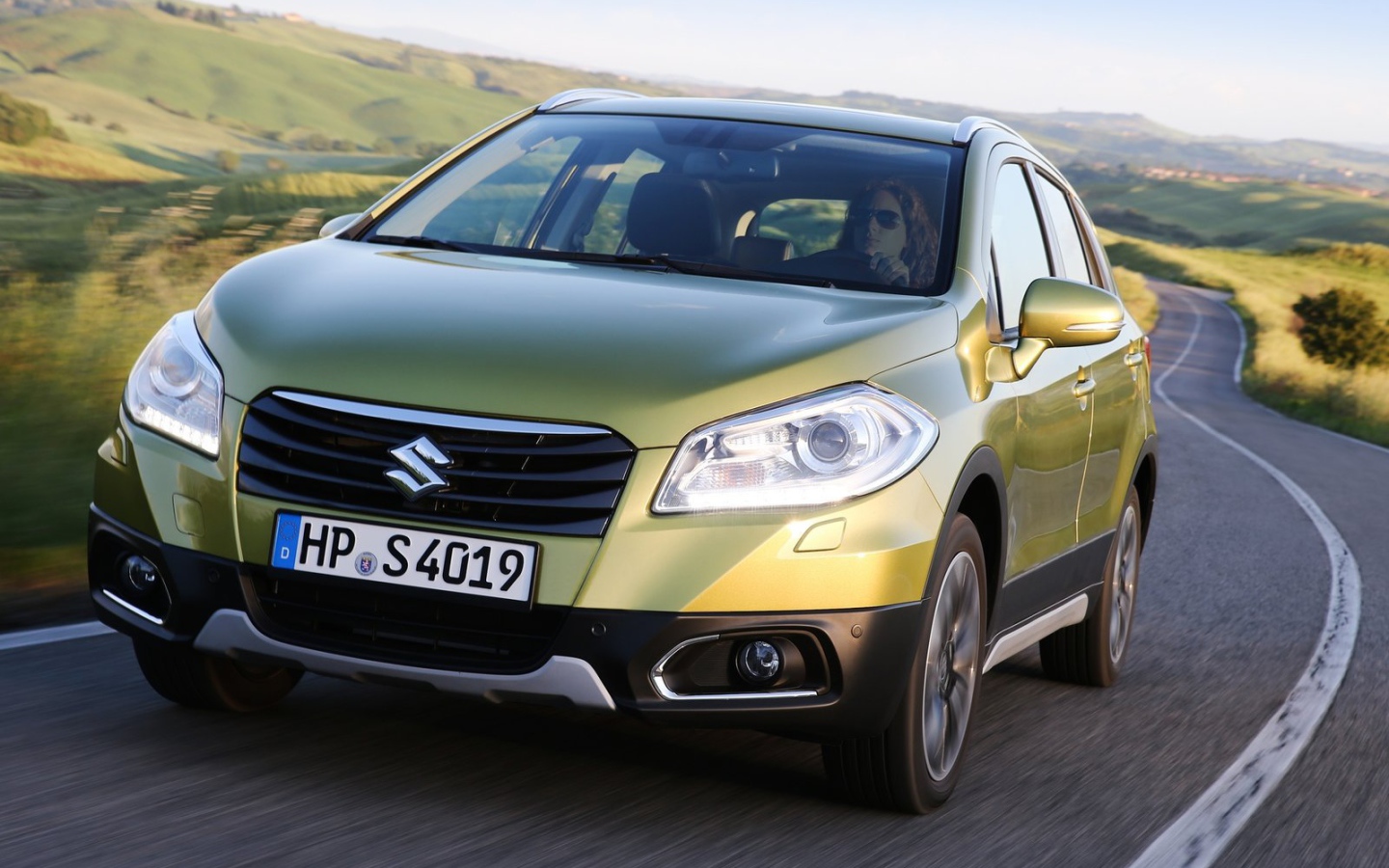Надежный автомобиль Suzuki SX4