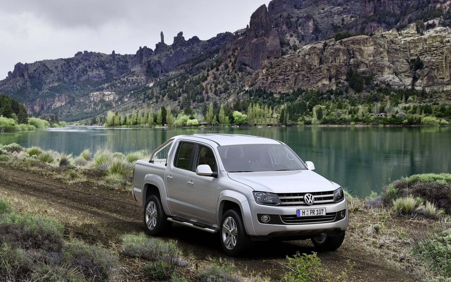Надежный автомобиль Volkswagen Amarok
