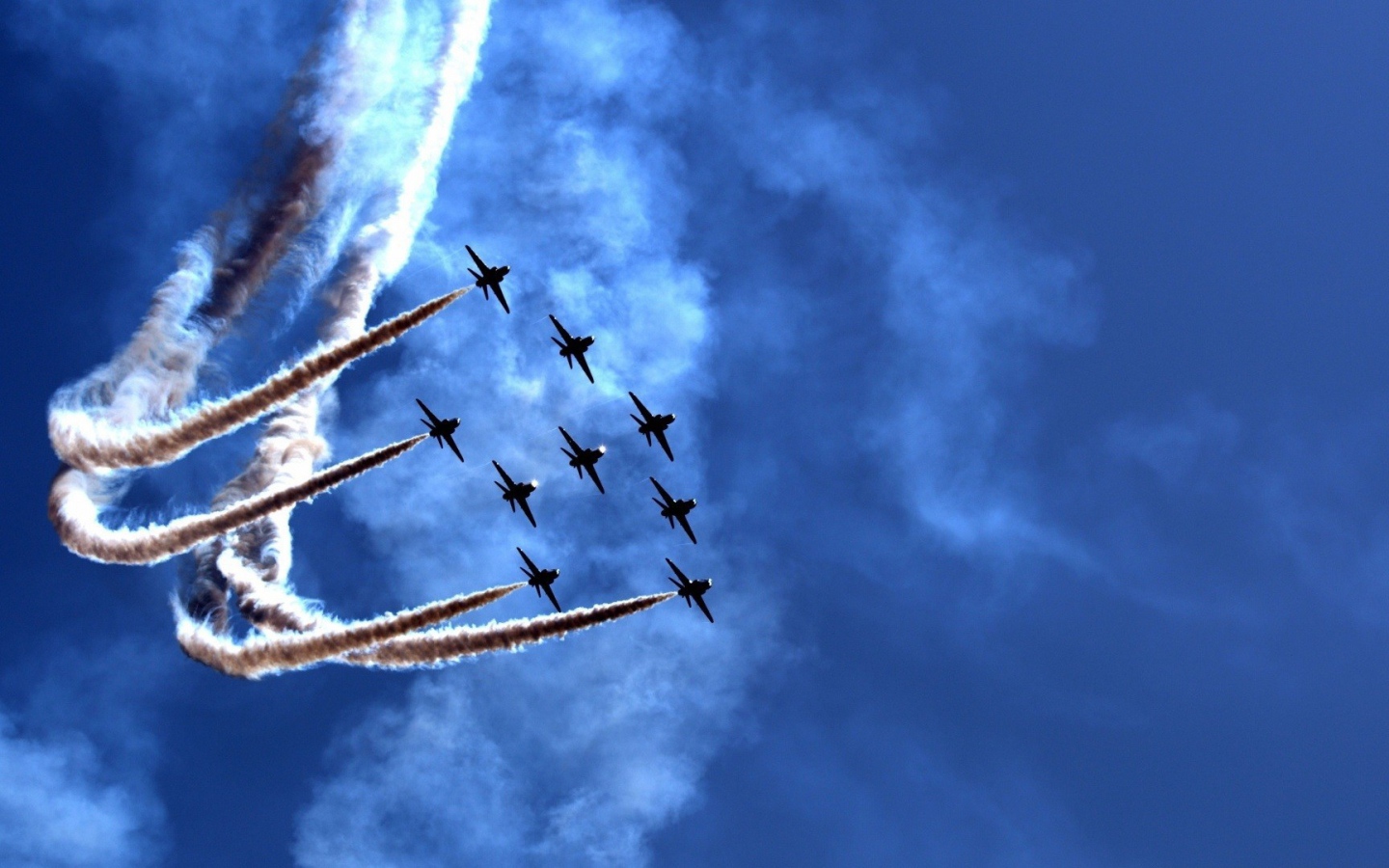 Парад самолетов
