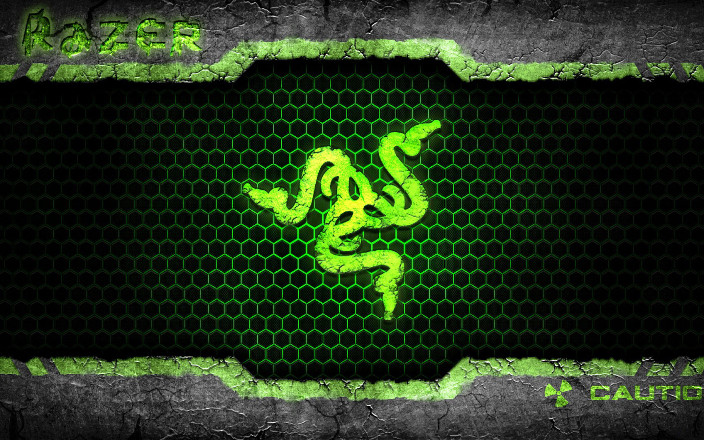 Значок из змей компании Razer