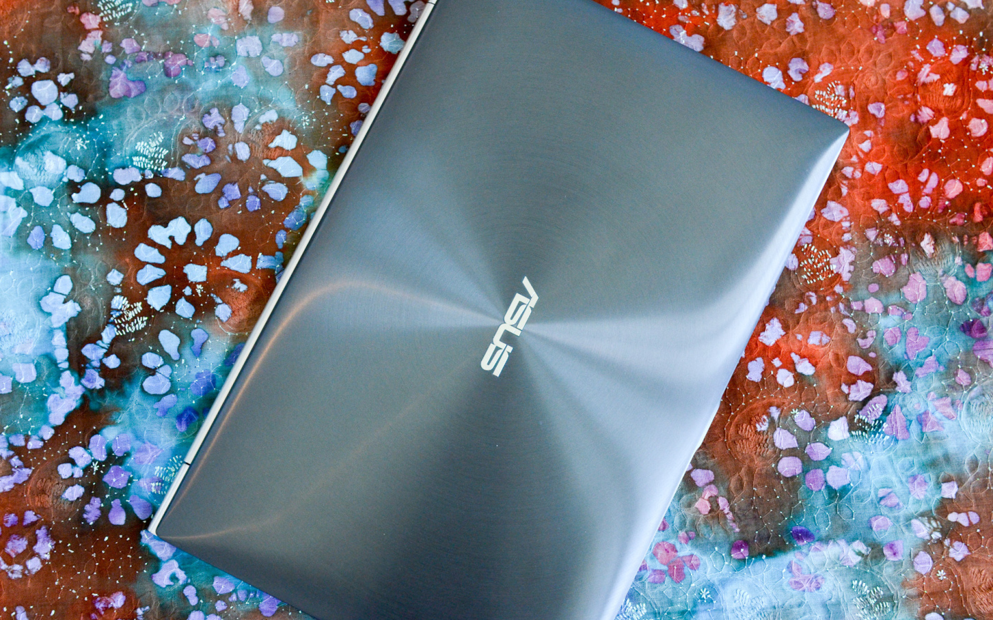 Ноутбук от компании ASUS