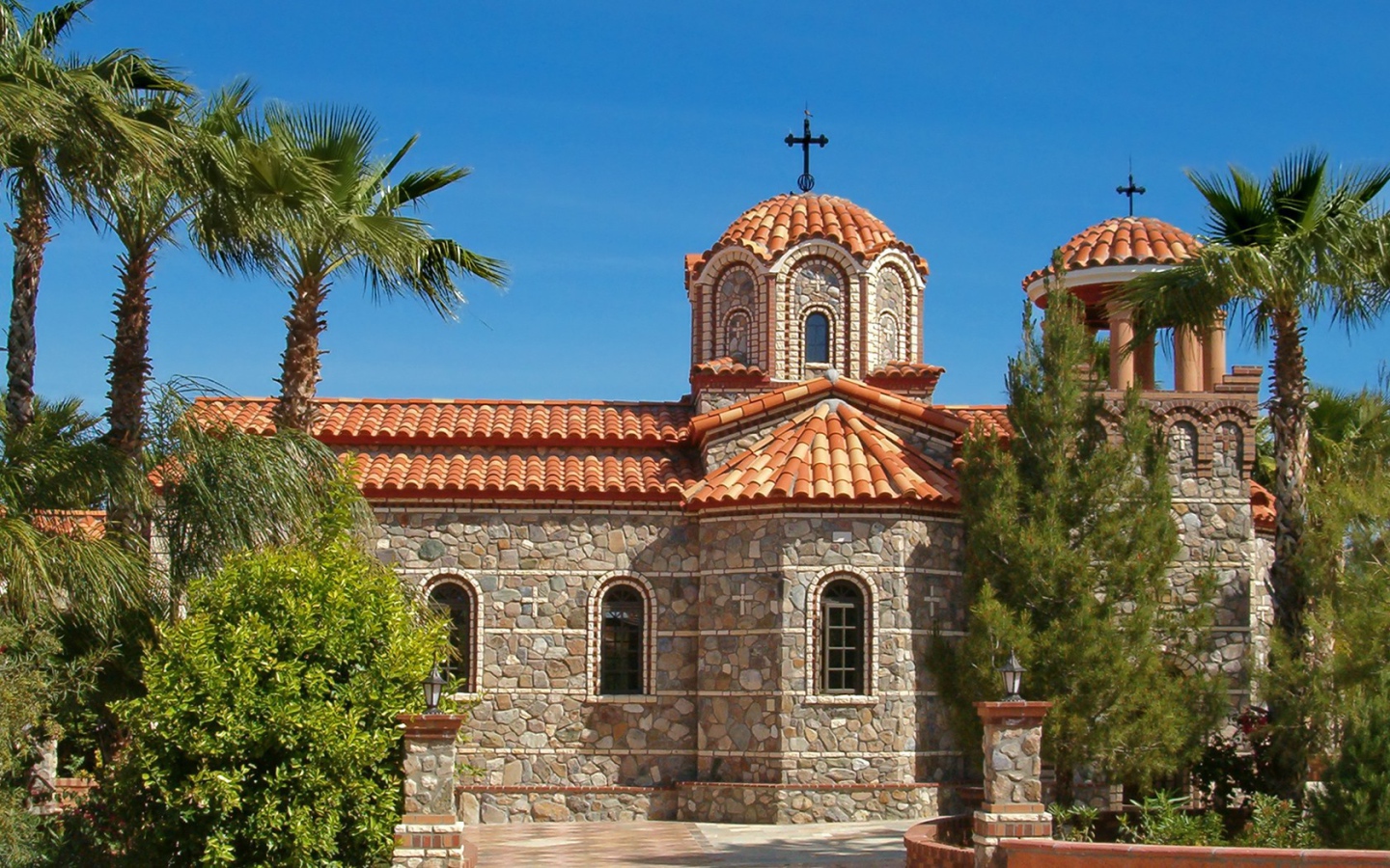 Религиозный храм