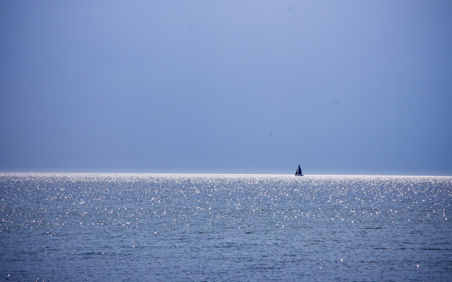 Kорабль в морском штиле