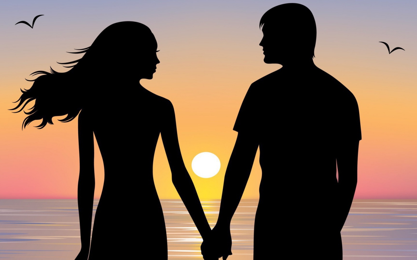 Влюблённая пара на берегу