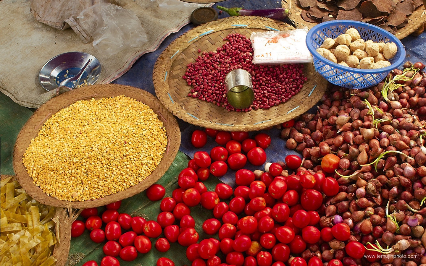 Овощи на рынке