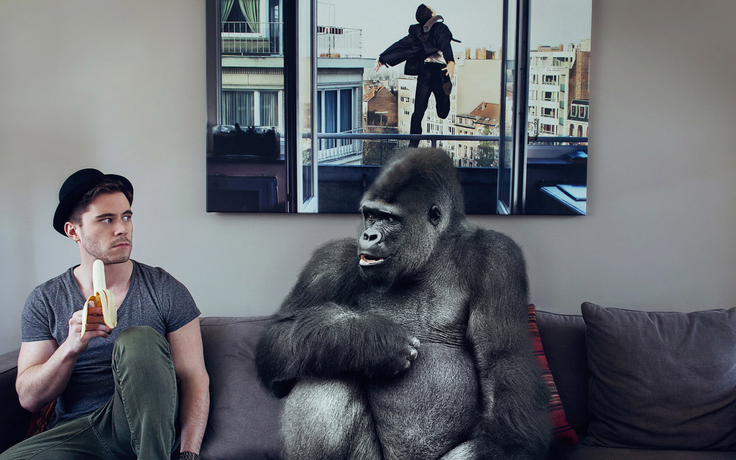 Обезьяна хочет банан