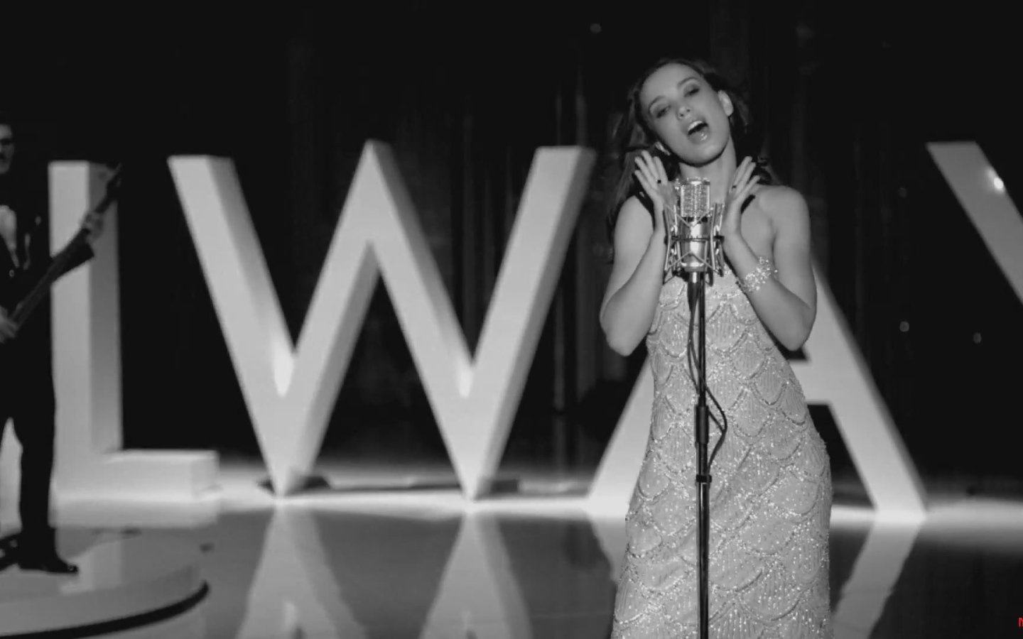 Популярная актриса Виктория Дайненко