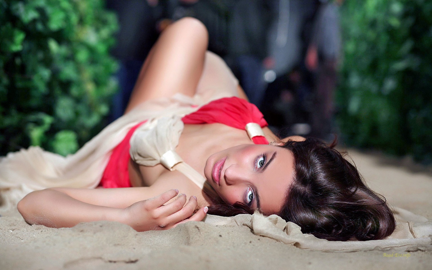 Красивая актриса Виктория Дайненко