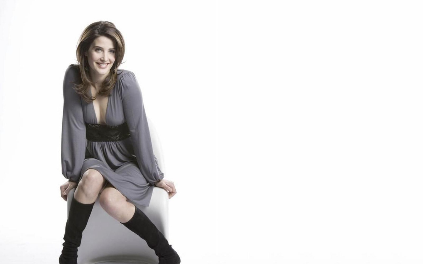 Суперзвезда Коби Смолдерс