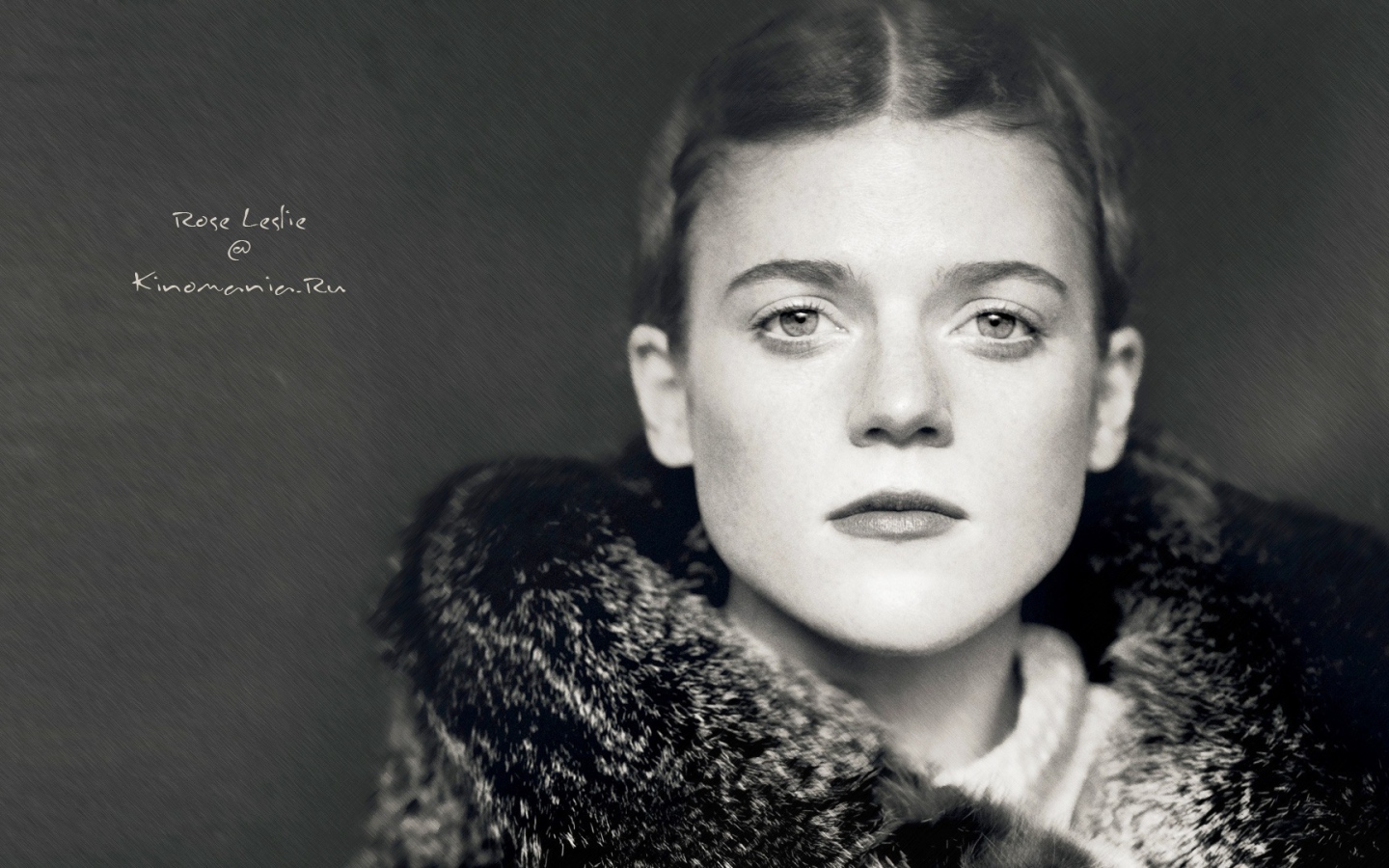 Очаровательная модель Роуз Лесли