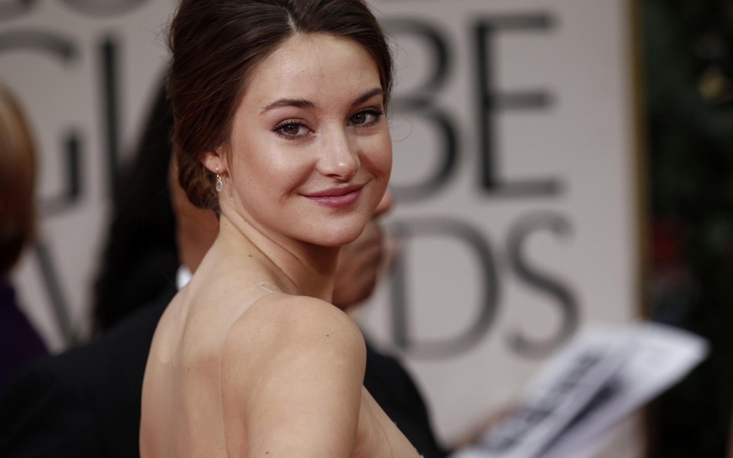 Суперзвезда Шейлин Вудли