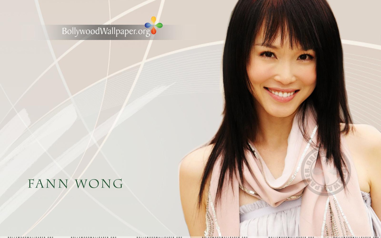 Популярная актриса Фэнн Вонг