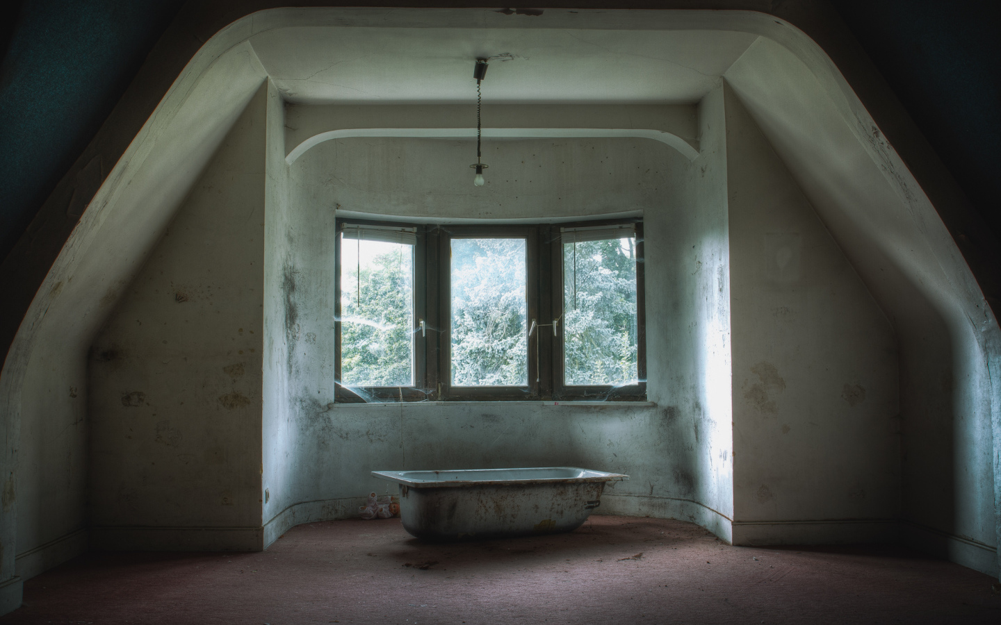 Заброшенный дом