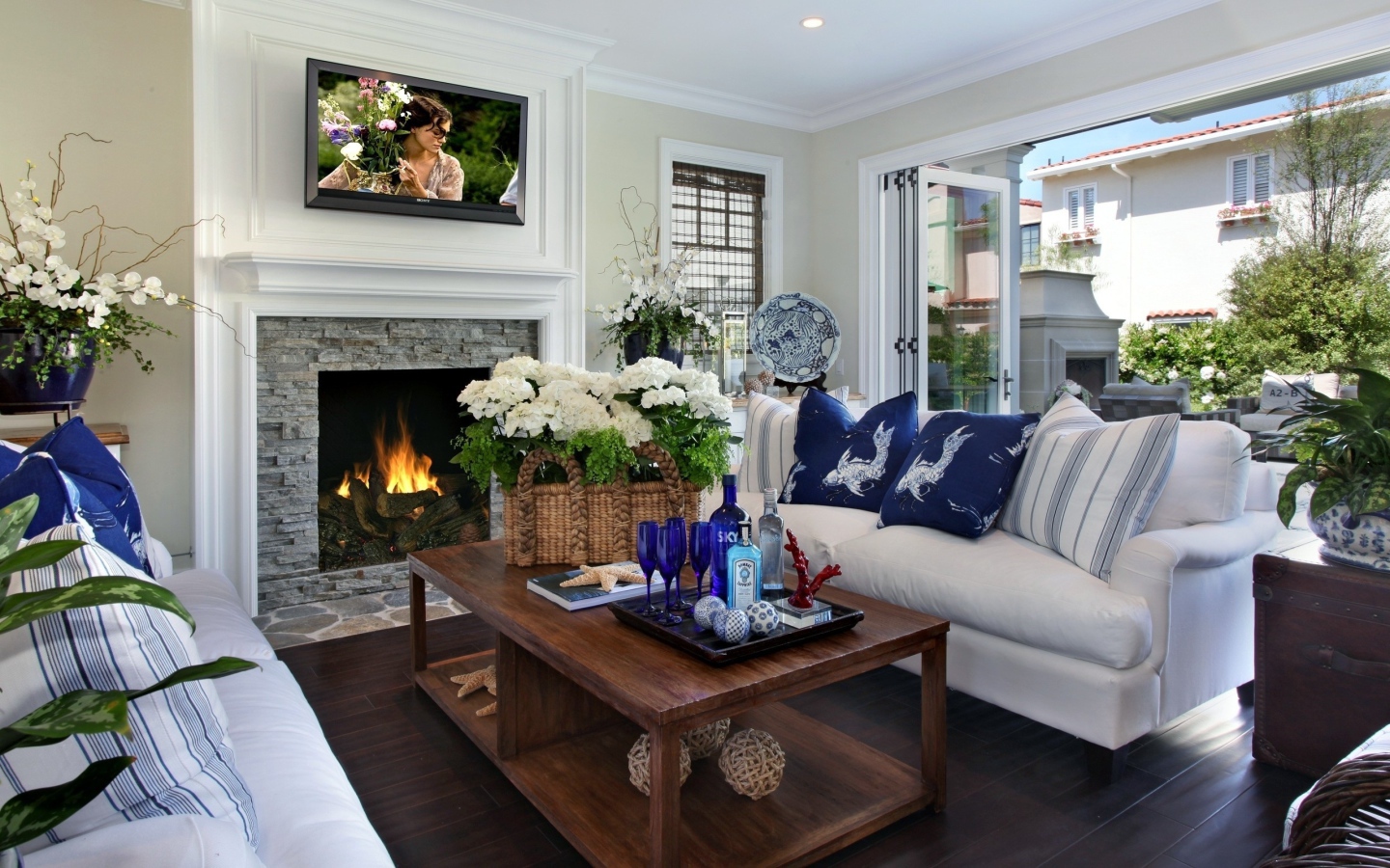 Комната с камином