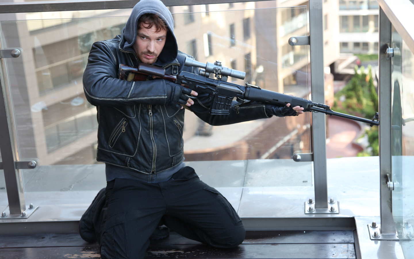 Знаменитая Кинозвезда Алексей Чадов