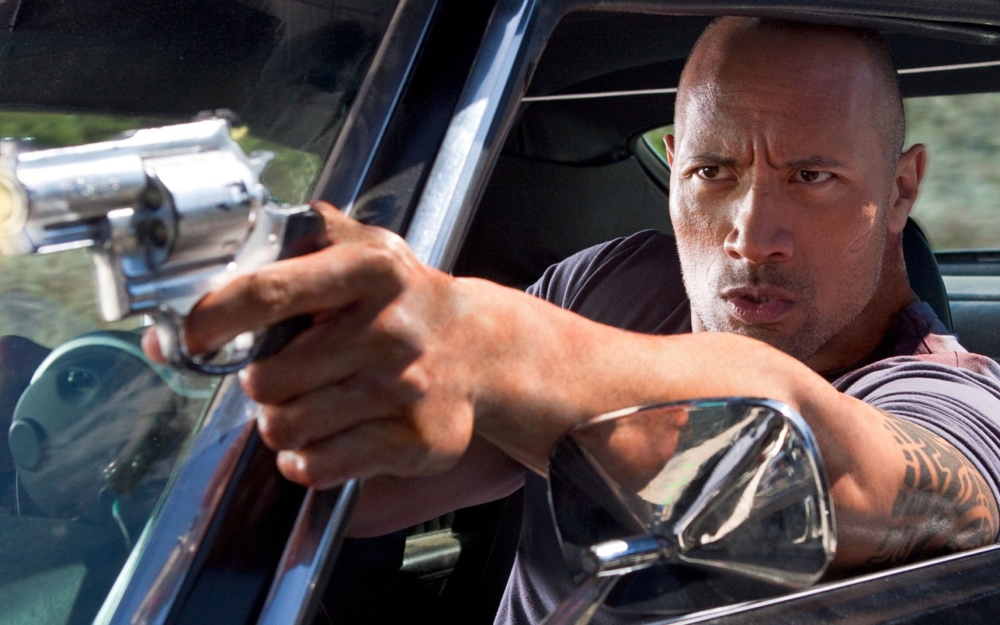 Известный кинозвезда Дуэйн Джонсон