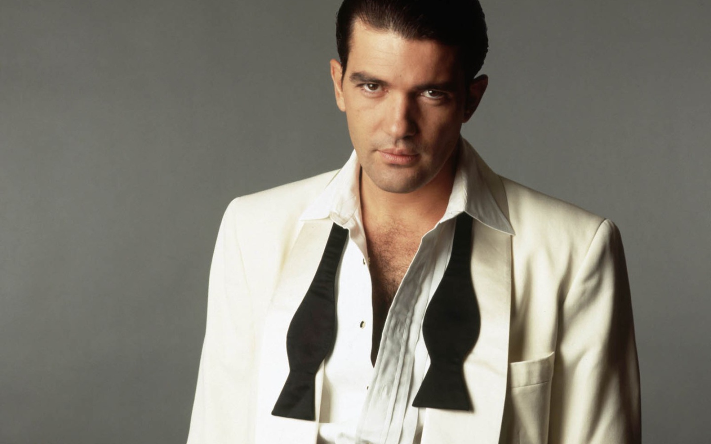 Популярный Актер Антонио Бандерас