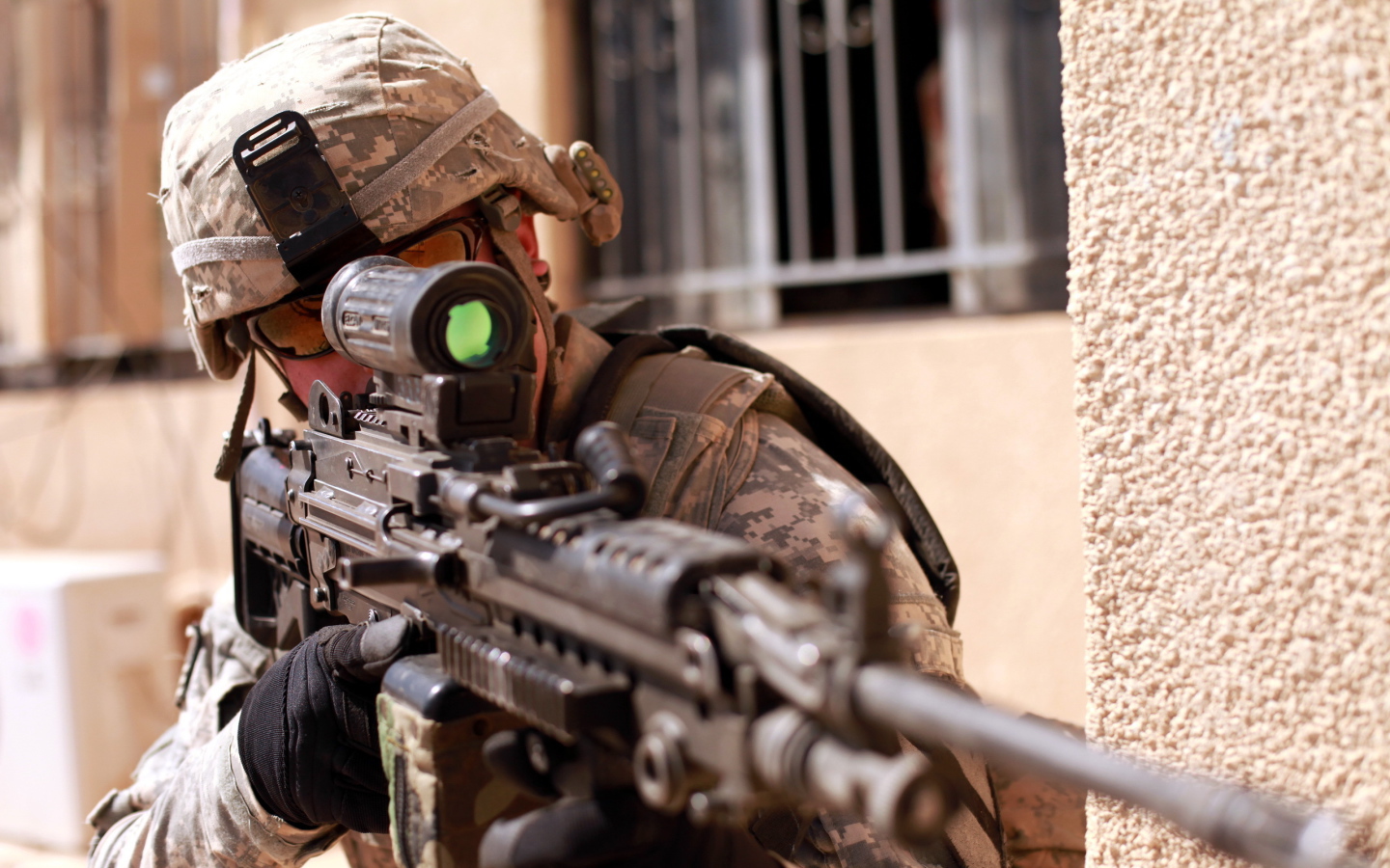 Снайпер прицеливается