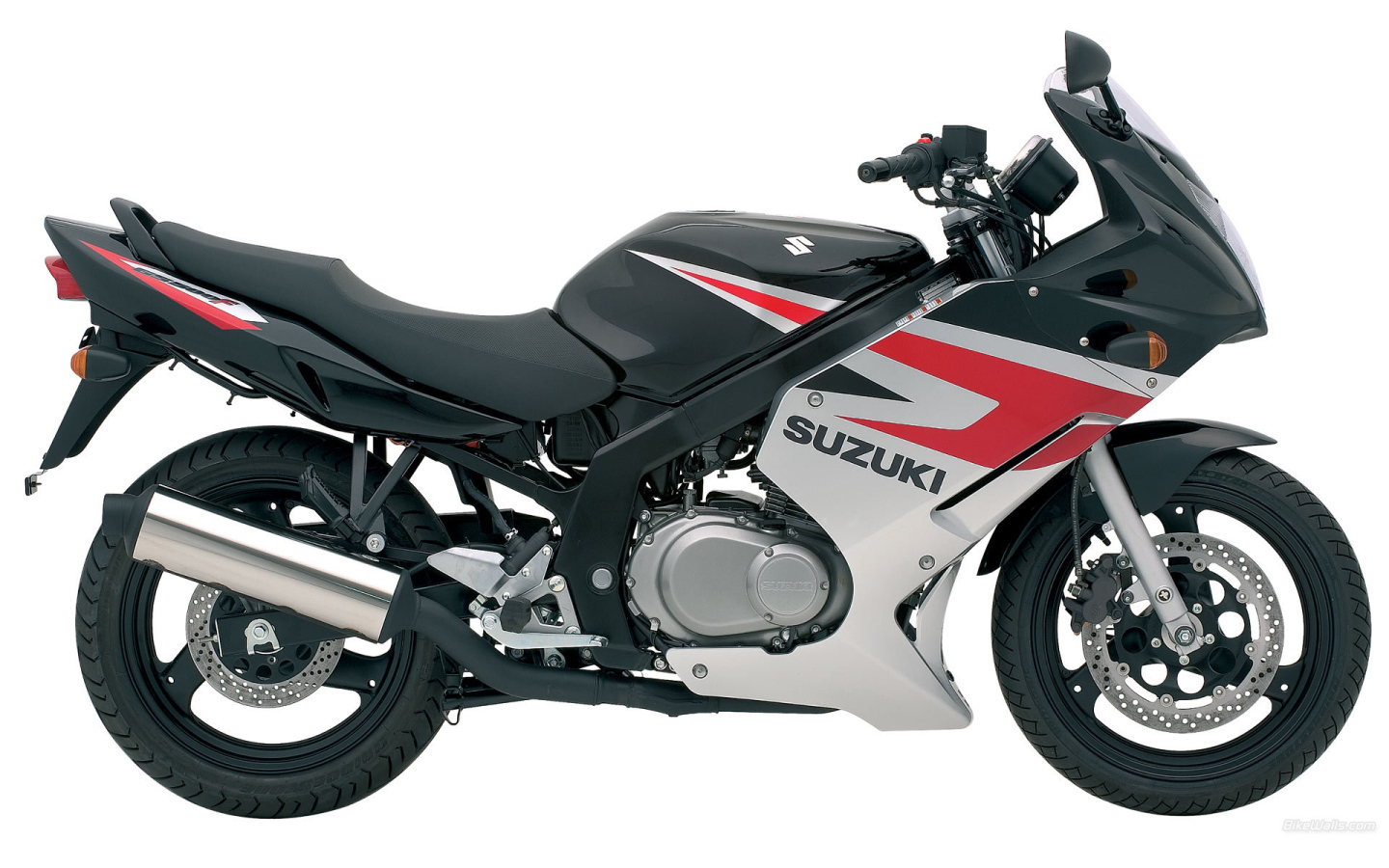 Красивый мотоцикл Suzuki  GS 500 F