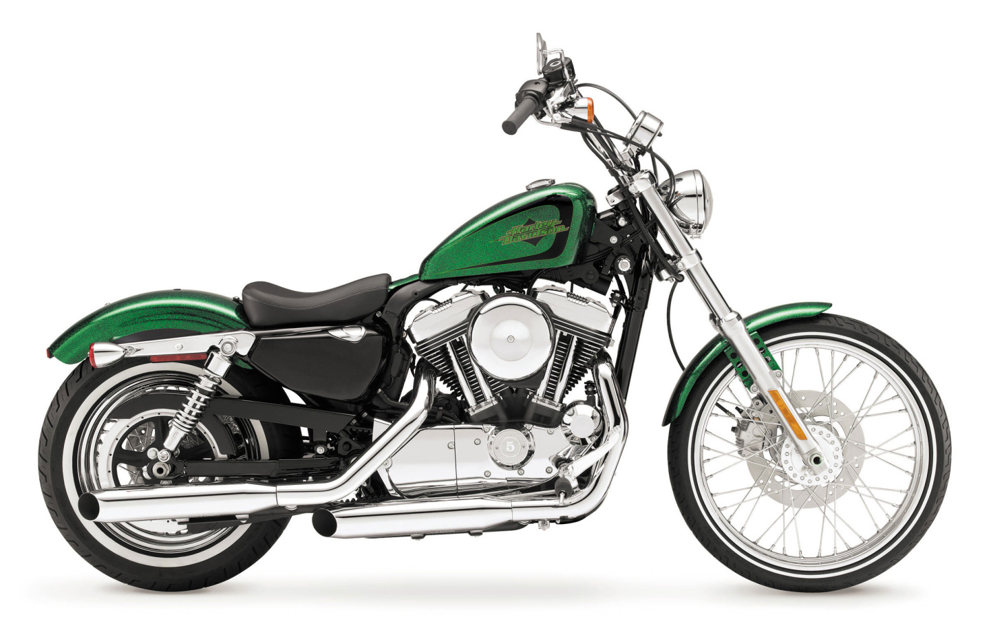 Красивый мотоцикл в москве Harley-Davidson XL 1200V Sportster Seventy-Two