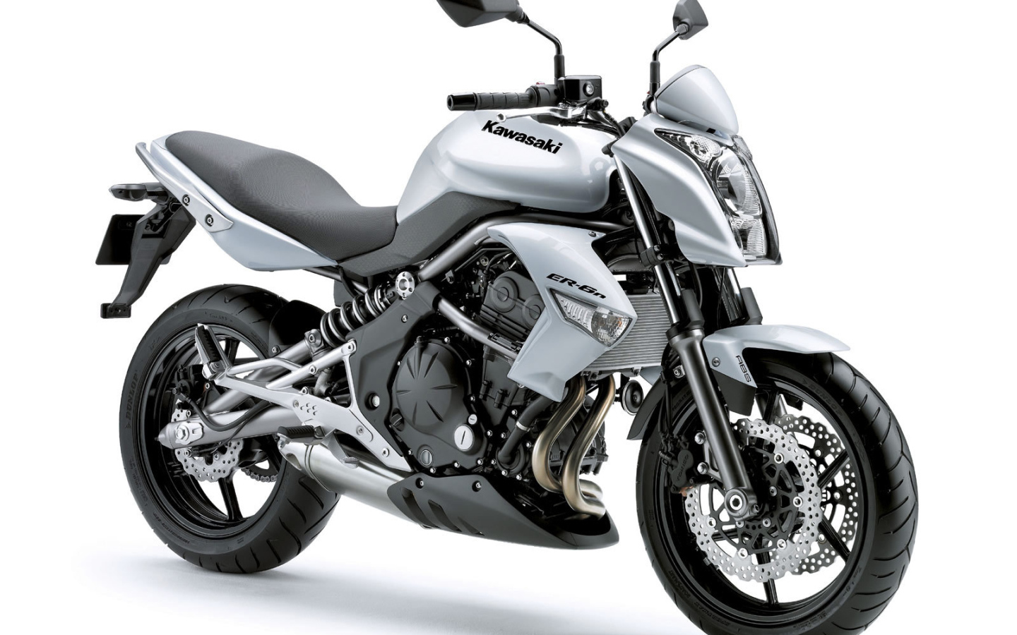 Мотоцикл модели Kawasaki ER-6n