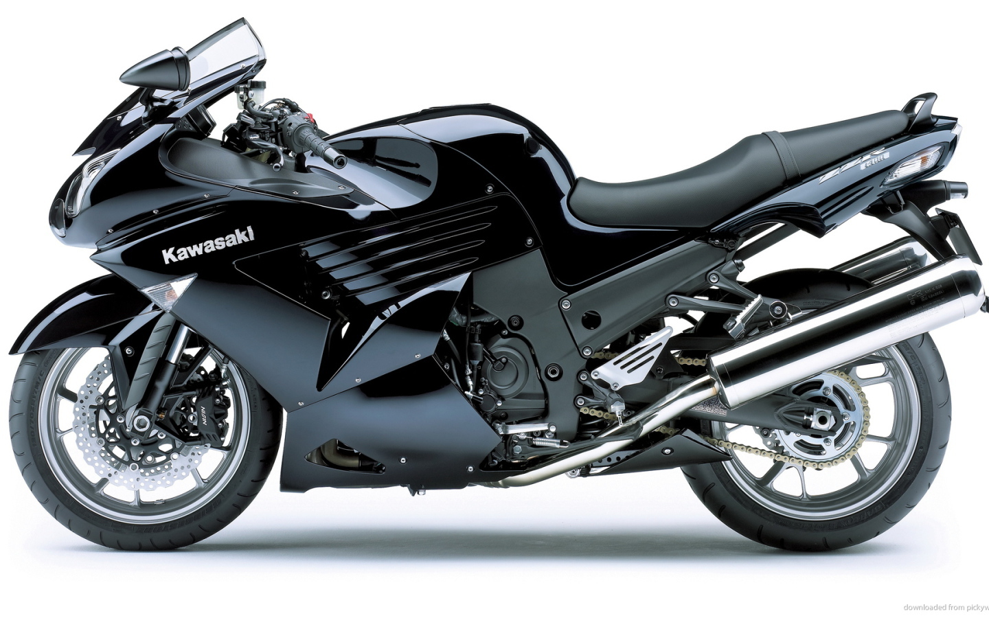 Мотоцикл модели Kawasaki ZZR 1400