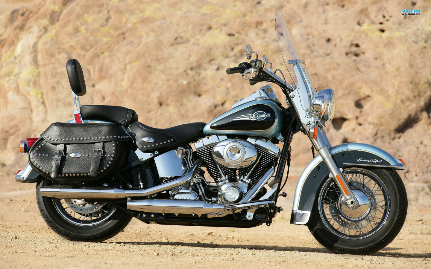 Быстрый мотоцикл Harley-Davidson Heritage Softail