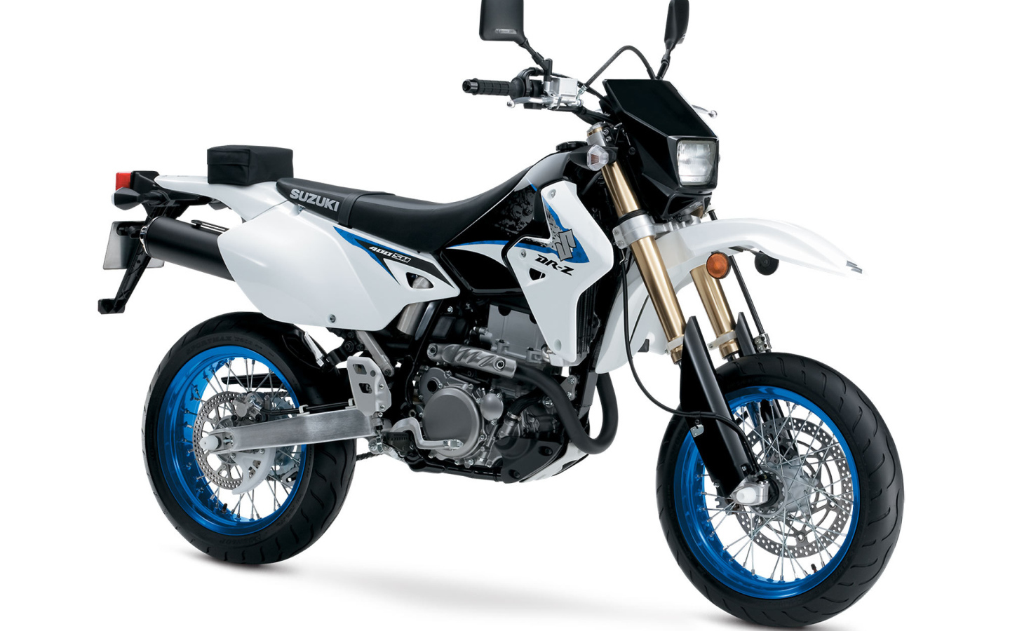 Быстрый мотоцикл Suzuki  DR-Z400 S