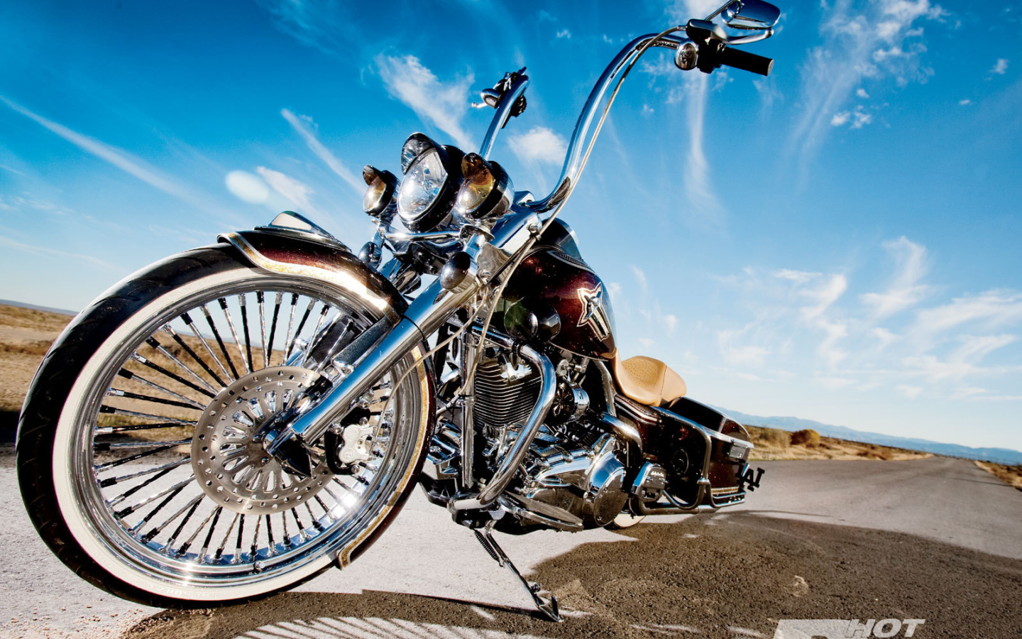 Невероятный мотоцикл Harley-Davidson Road King Anniversary Edition
