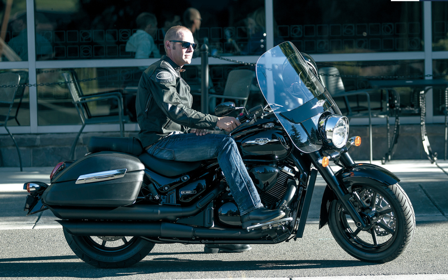 Невероятный мотоцикл Suzuki Intruder C1500T