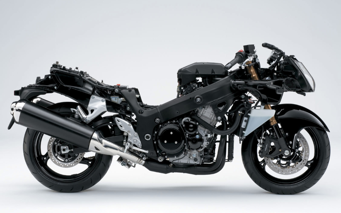 Мотоцикл Suzuki модели  GSX 1300 R