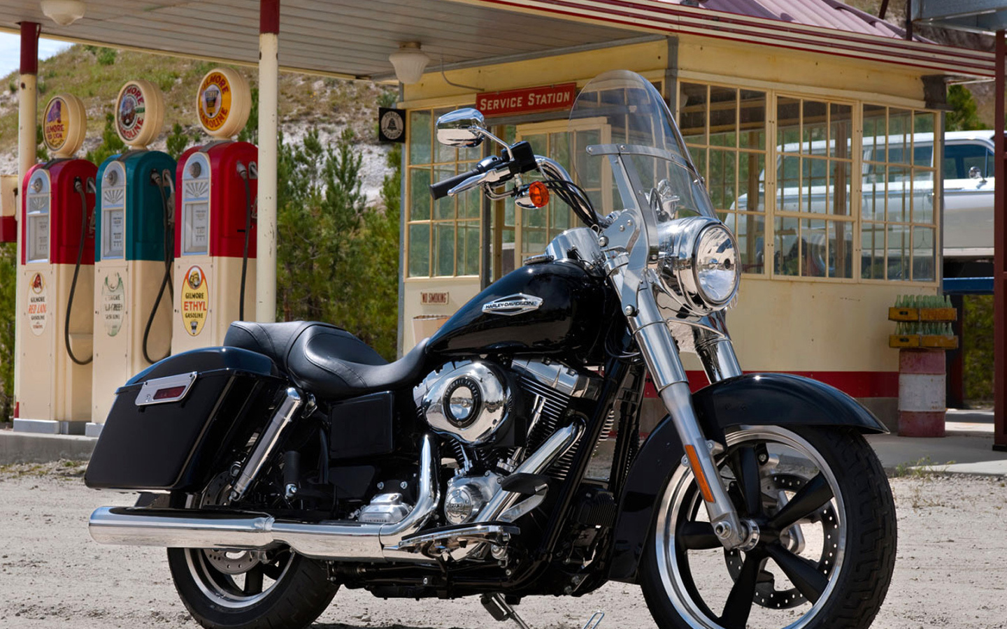 Мотоцикл модели Harley-Davidson Dyna Switchback