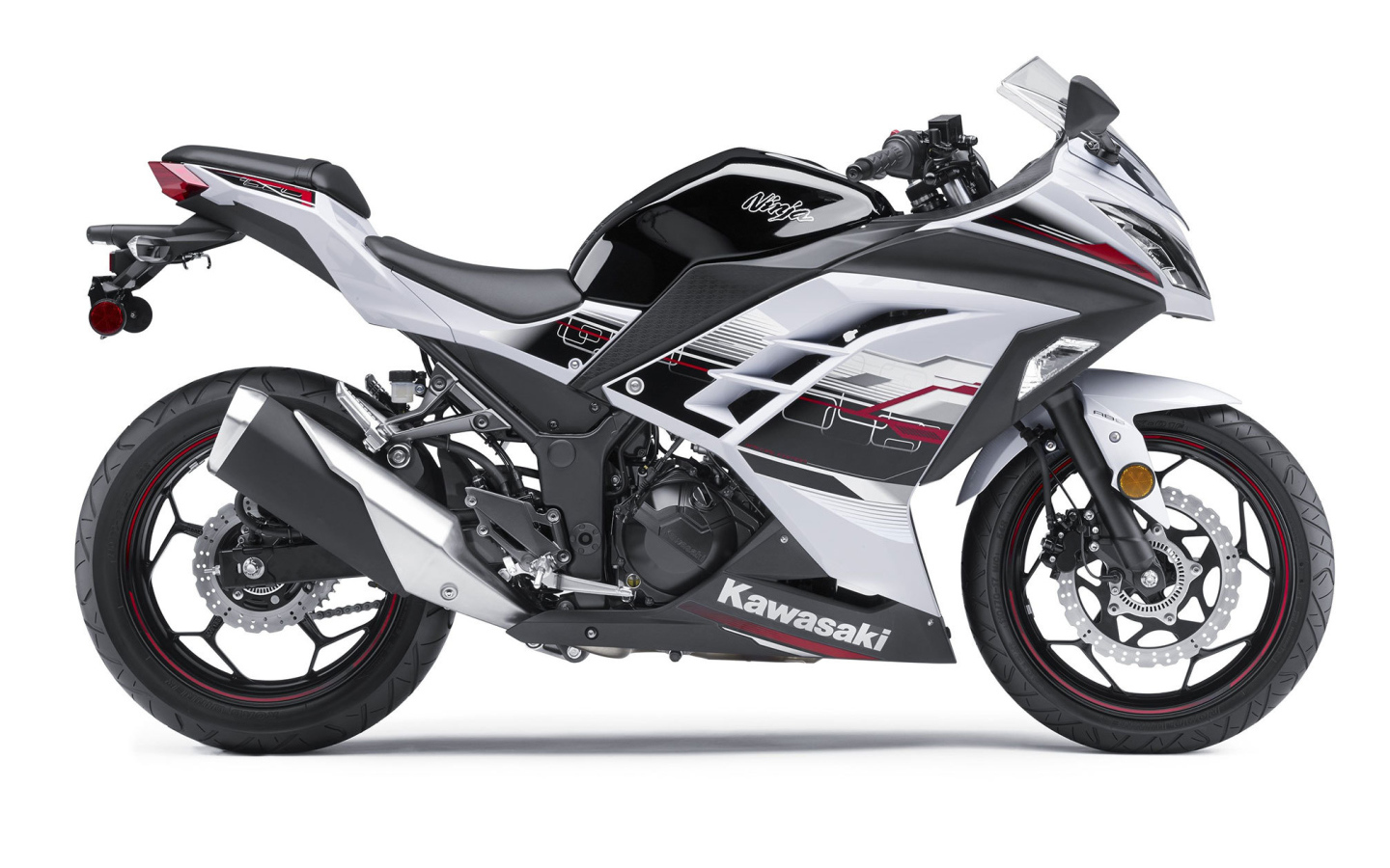 Новый мотоцикл Kawasaki Ninja 300