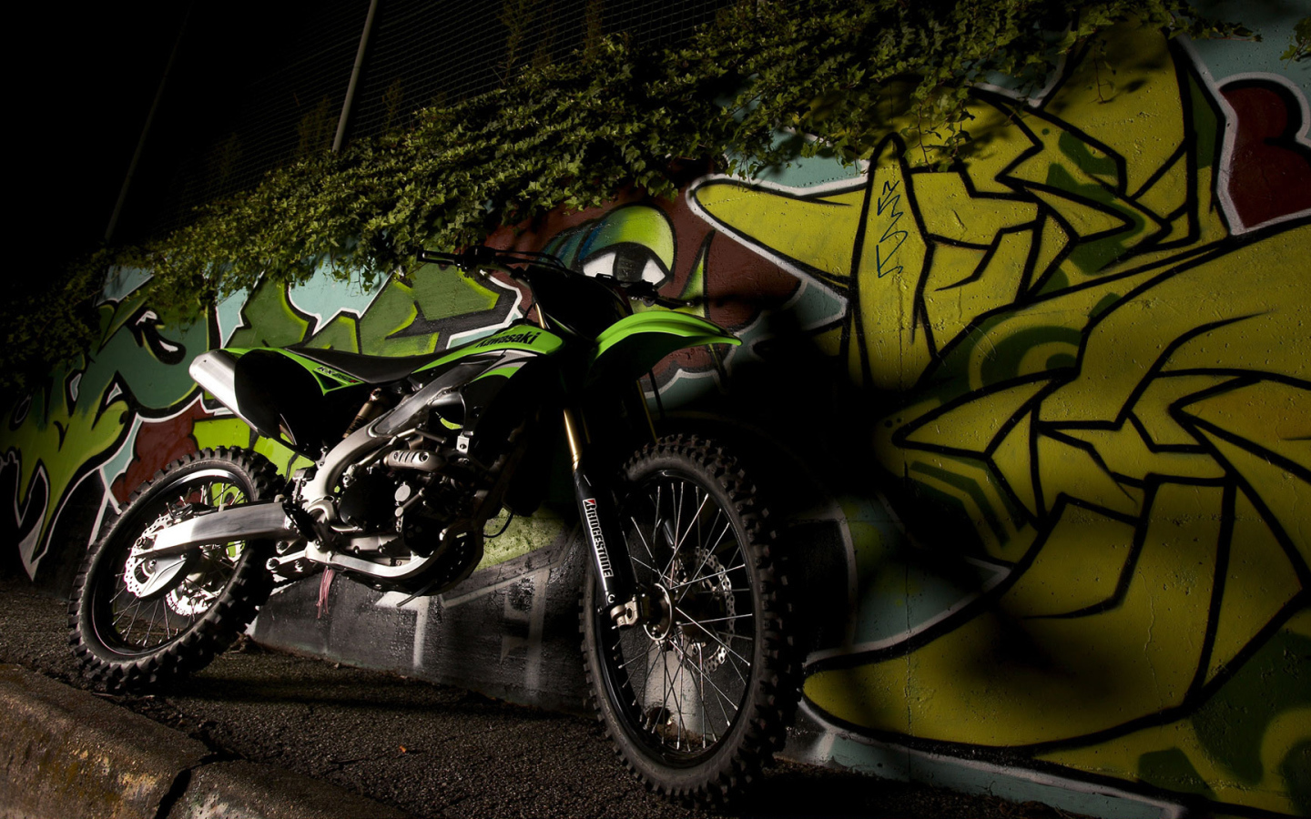 Новый надежный мотоцикл Kawasaki KX 250 F