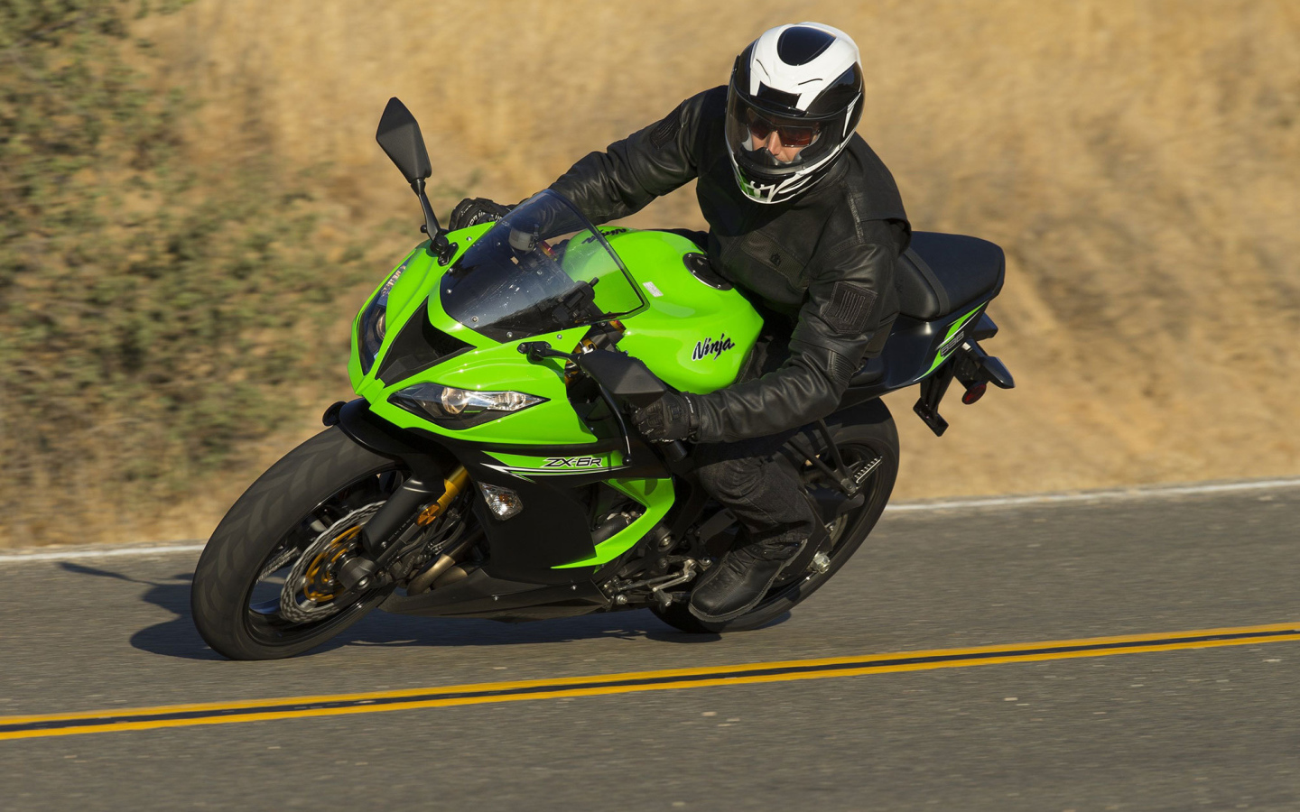 Новый надежный мотоцикл Kawasaki Ninja ZX-6R 636 Performance