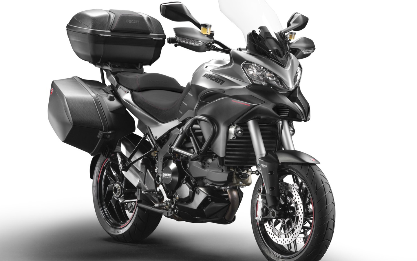 Популярный мотоцикл Ducati Multistrada 1200 S Granturismo