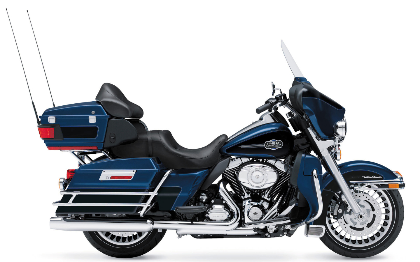 Популярный мотоцикл Harley-Davidson CVO Electra Glide Ultra Classic