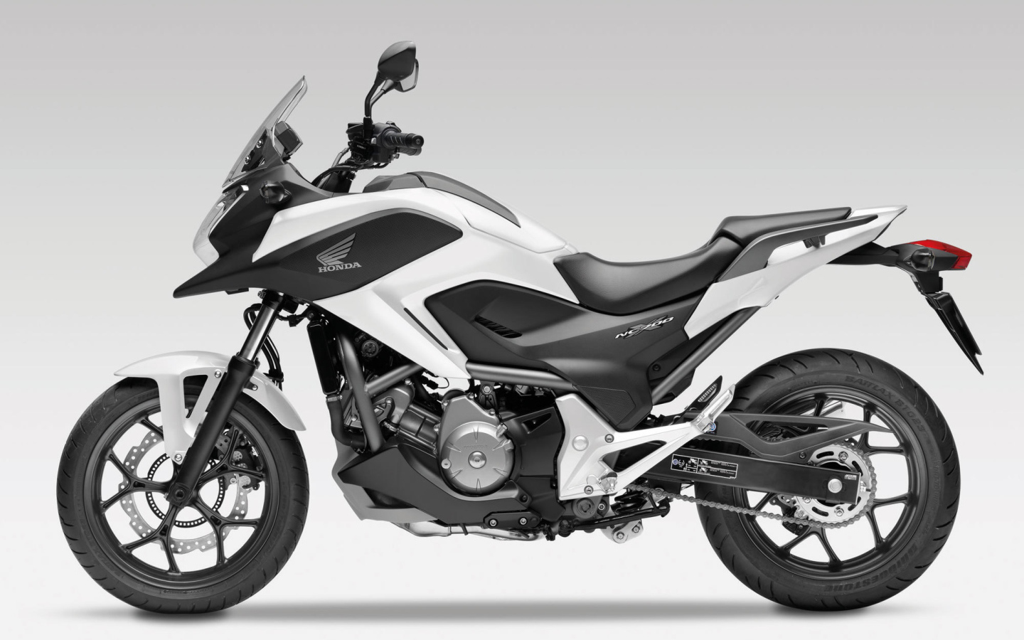 Популярный мотоцикл Honda NC 700 X