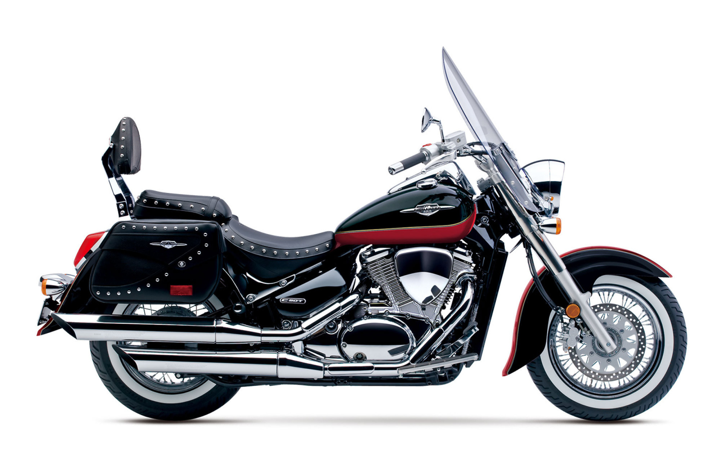 Популярный мотоцикл Suzuki Boulevard S 40
