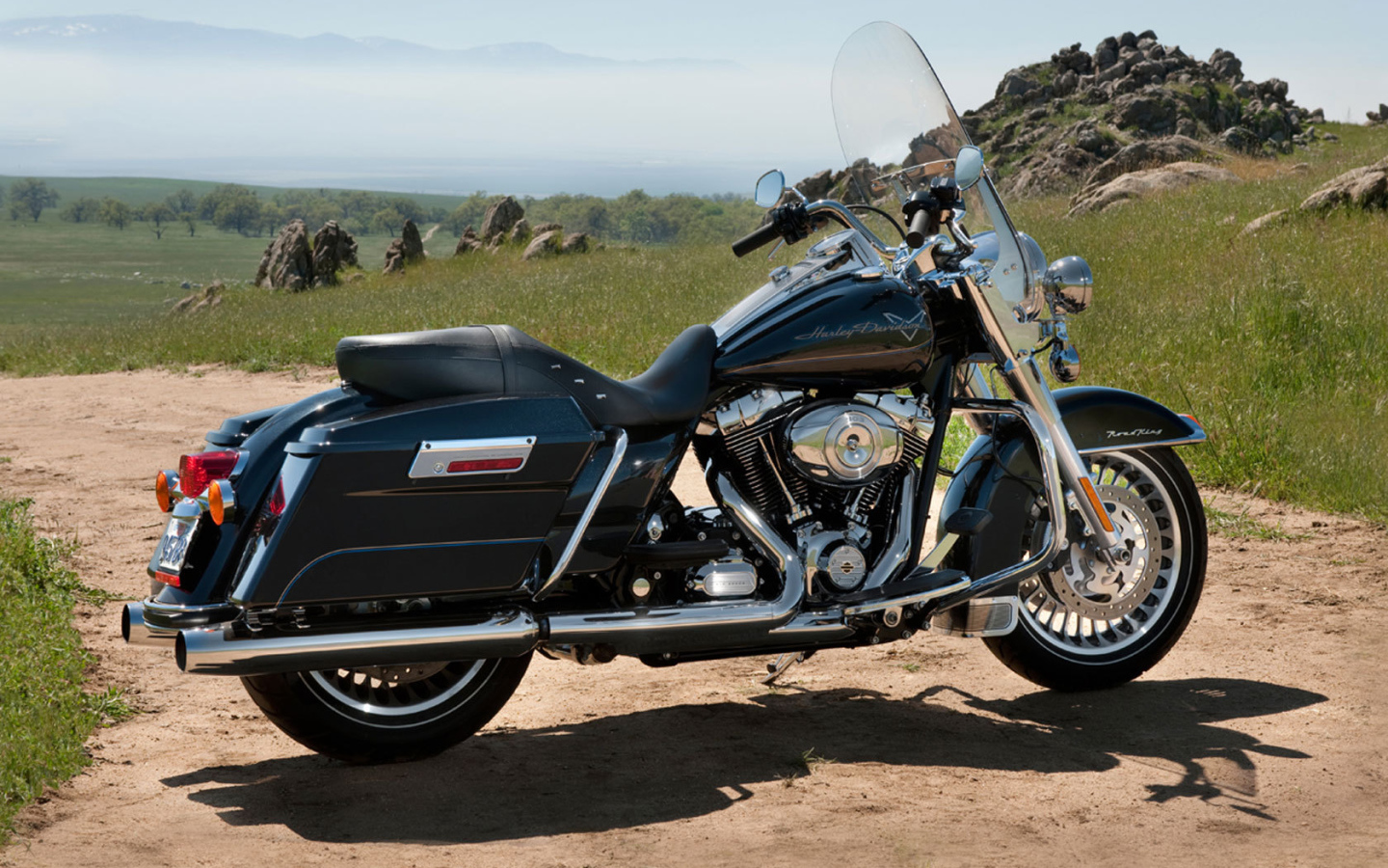 Тест-драйв мотоцикла Harley-Davidson CVO Road King