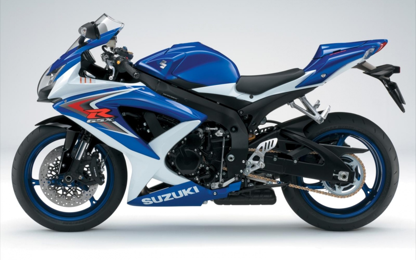 Тест-драйв мотоцикла Suzuki   Inazuma