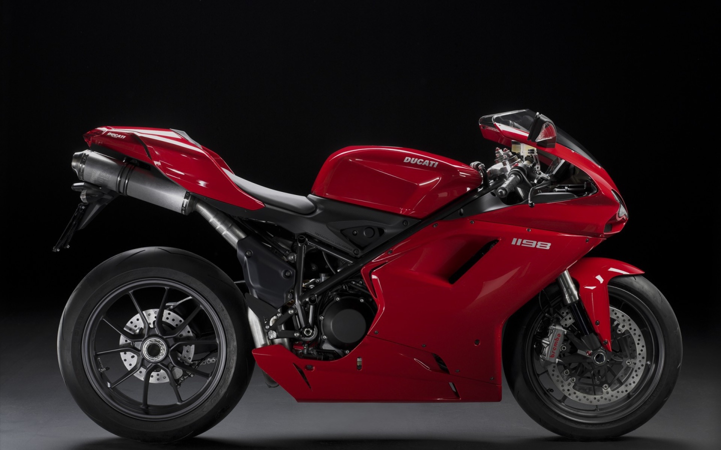 Супер мотоцикл Ducati 1198